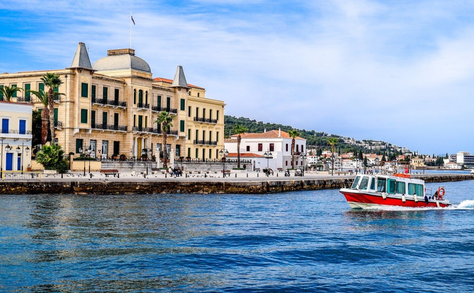 Το νησί των Σπετσών/ ΚΟΝΤΑΡΙΝΗΣ ΓΙΩΡΓΟΣ EUROKINISSI Το νησί των Σπετσών/ ΚΟΝΤΑΡΙΝΗΣ ΓΙΩΡΓΟΣ EUROKINISSI