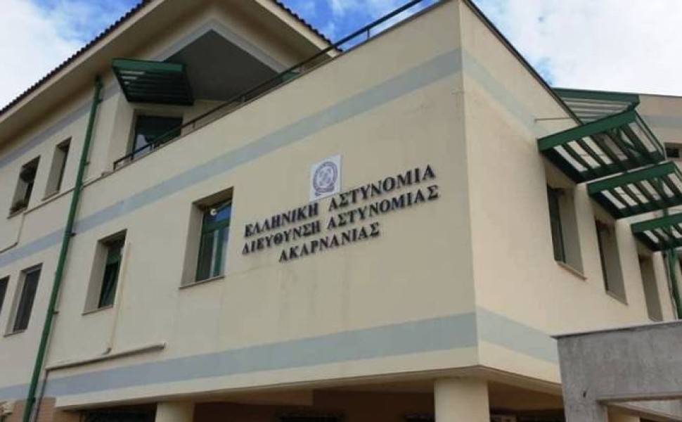 Το κτίριο της Αστυνομικής Διεύθυνσης Ακαρνανίας, στο Αγρίνιο/Φωτ. TEMPO24 Το κτίριο της Αστυνομικής Διεύθυνσης Ακαρνανίας, στο Αγρίνιο/Φωτ. TEMPO24