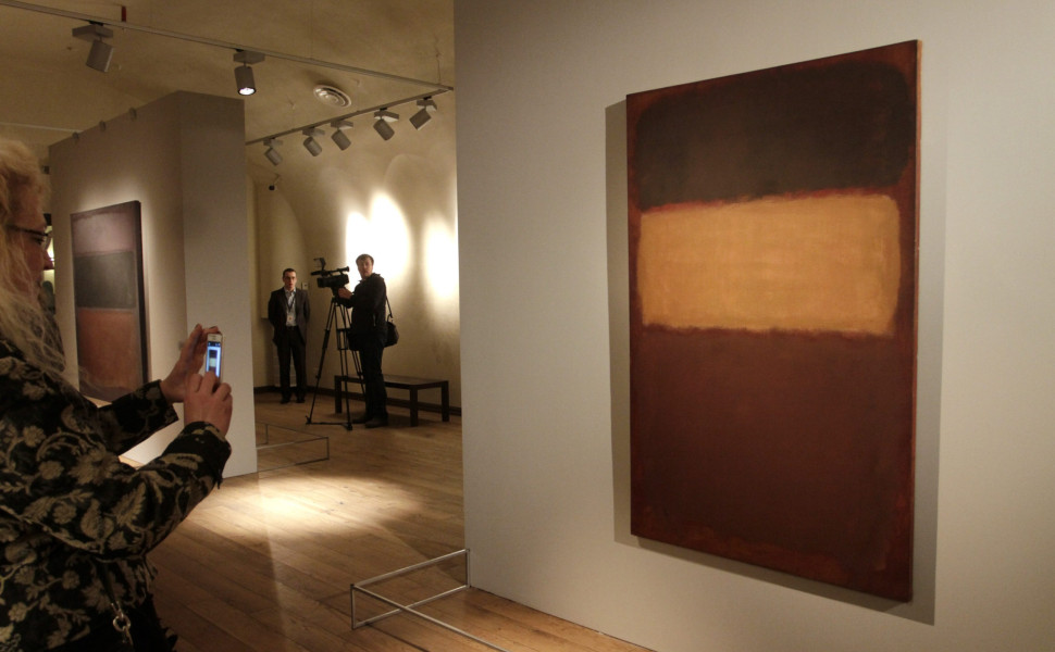 Πίνακας του Αμερικανού καλλιτέχνη Mark Rothko / Φωτογραφία αρχείου ΑΠΕ - EPA Πίνακας του Αμερικανού καλλιτέχνη Mark Rothko / Φωτογραφία αρχείου ΑΠΕ - EPA