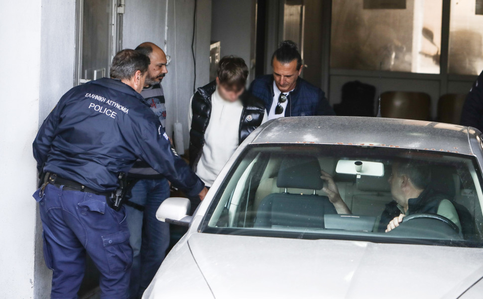 Ο 17χρονος Πολωνός οδηγείται στον Εισαγγελέα Εφετών (Intime)