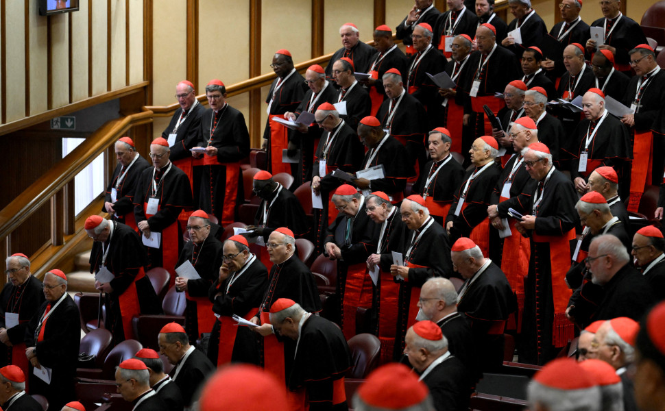 Οι καρδινάλιοι που είναι παρόντες στη Ρώμη αποφάσισαν την ημερομηνία συνεδρίασης του Κονκλάβιου/ Reuters