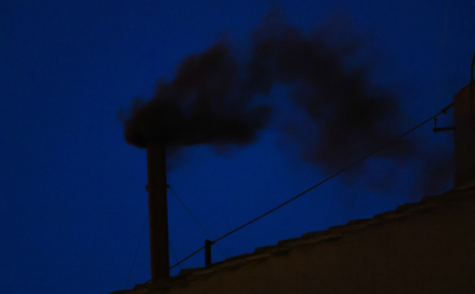 Άκαρπη η πρώτη ψηφοφορία για τον νέο Πάπα, μαύρος ο καπνός από την καμινάδα στην Καπέλα Σιστίνα/Reuters, Hannah McKay
