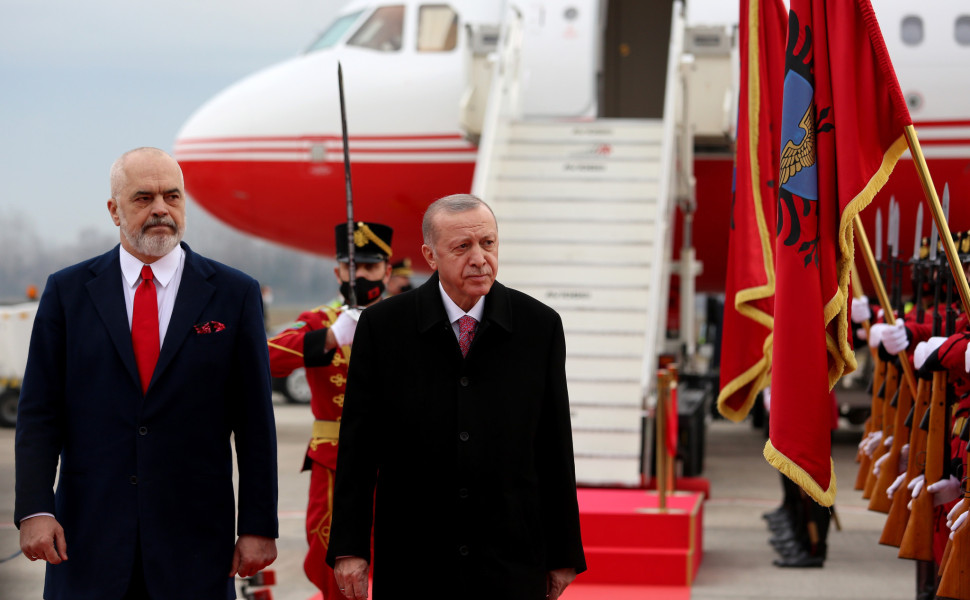 Ο Έντι Ράμα με τον Ρετζέπ Ταγίπ Ερντογάν / ΑΠΕ ΕΡΑ