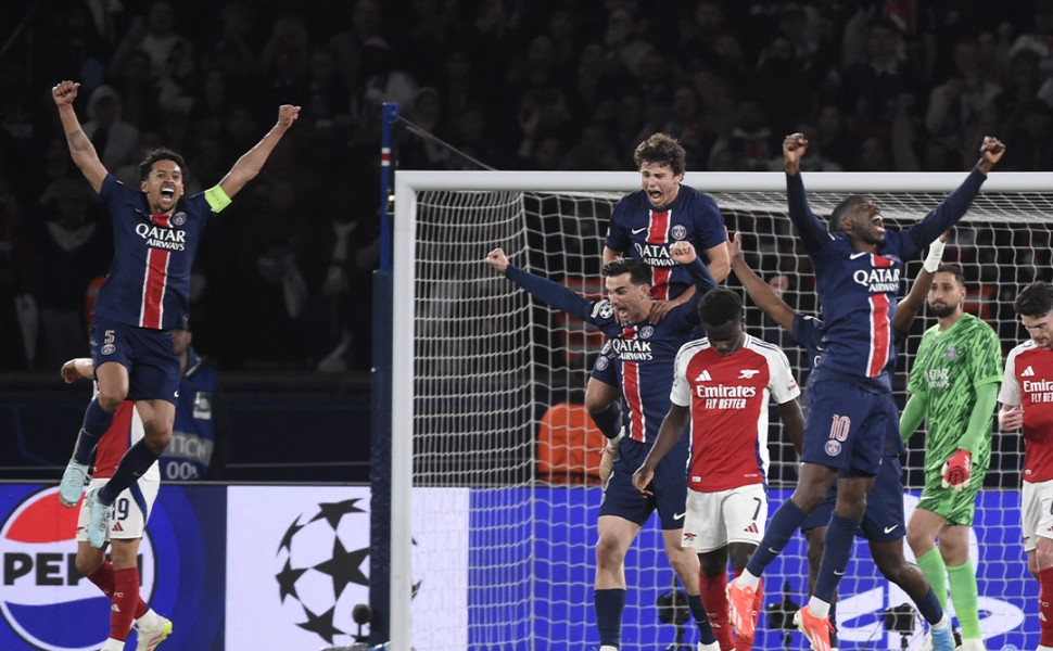X (@PSG_English)