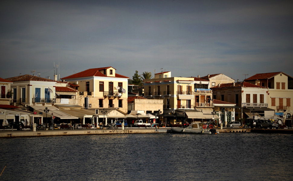 Εικόνα από την Αίγινα (φωτο: Eurokinissi) Εικόνα από την Αίγινα (φωτο: Eurokinissi)