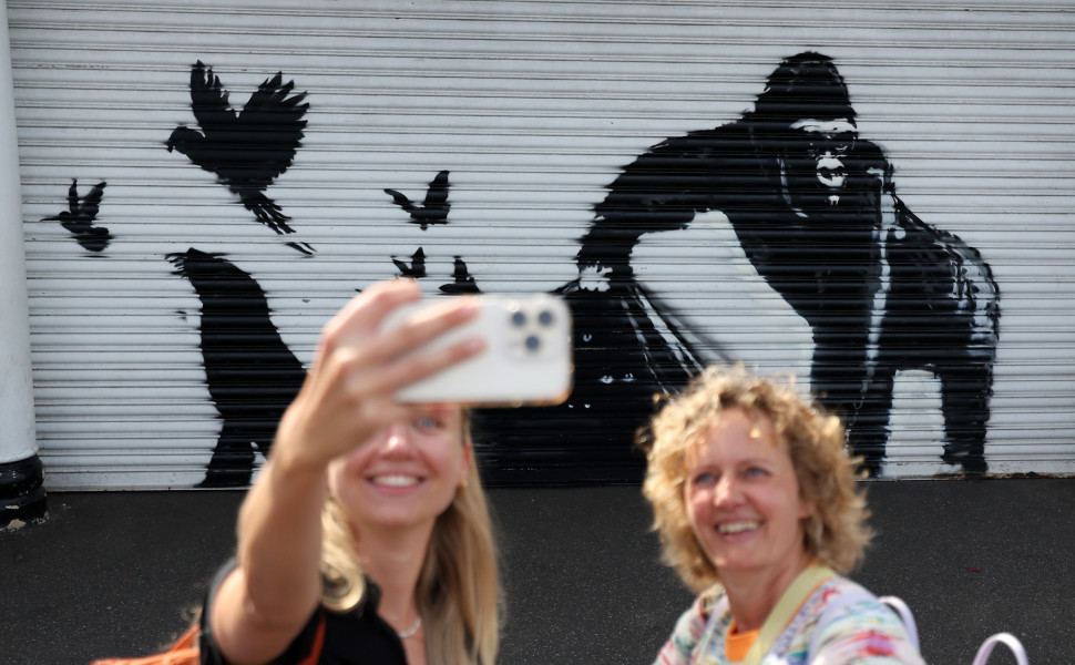 Παλαιότερο έργο του καλλιτέχνη Banksy / Φωτογραφία αρχείου ΑΠΕ Παλαιότερο έργο του καλλιτέχνη Banksy / Φωτογραφία αρχείου ΑΠΕ