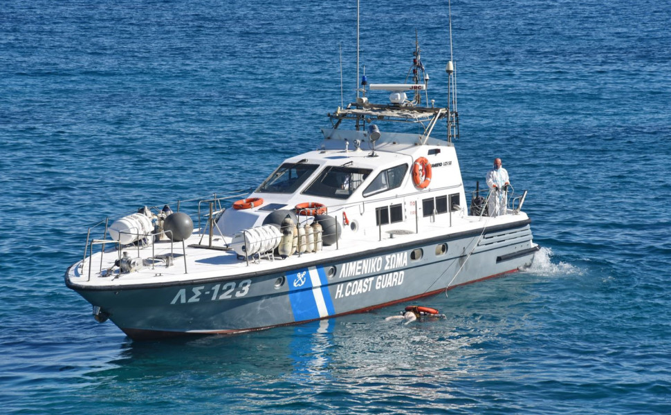 Σκάφος του λιμενικού σε παλαιότερη επιχείρηση διάσωσης μεταναστών/Φωτ. αρχείου EUROKINISSI