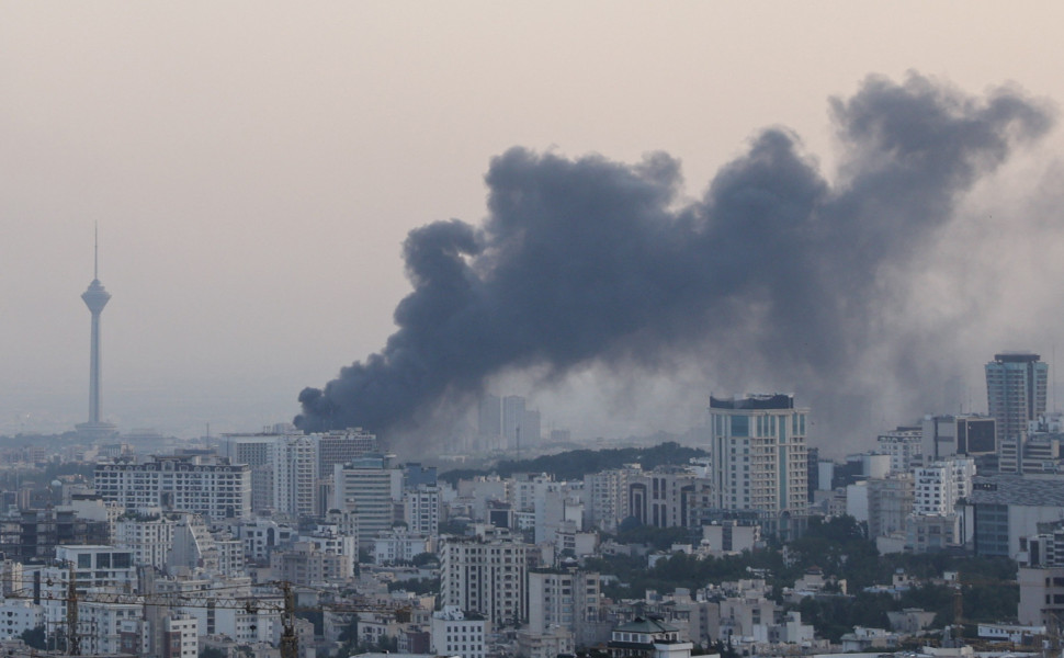 Εικόνα από ισραηλινό χτύπημα στην Τεχεράνη (φωτο: Majid Asgaripour/WANA (West Asia News Agency) via REUTERS)