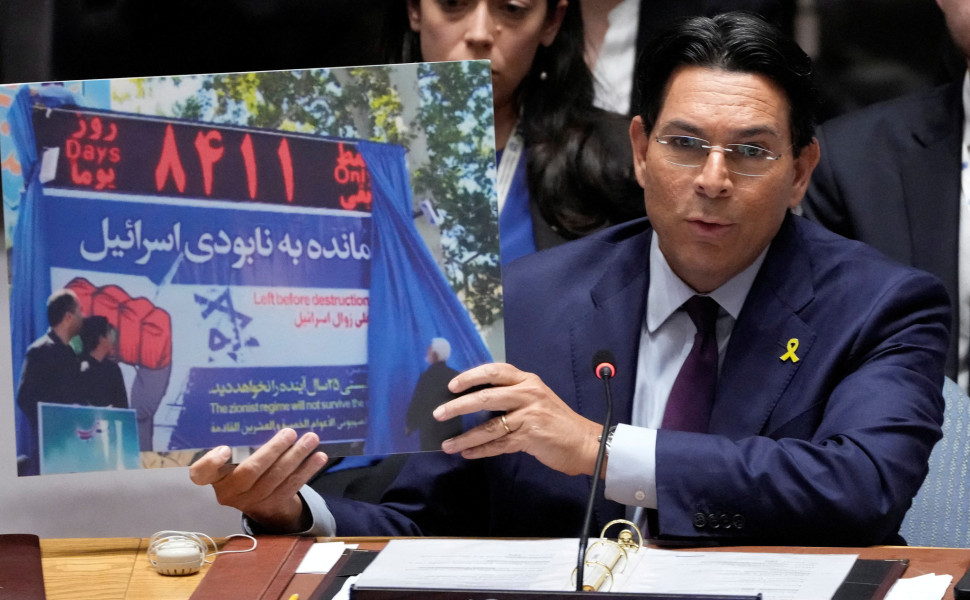 Ο πρέσβης του Ισραήλ στον ΟΗΕ Ντάνι Ντανόν (φωτο: REUTERS/Eduardo Munoz)