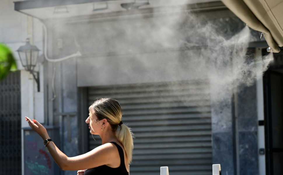 Δύσκολη θα είναι η καθημερινότητα με τις επερχόμενες υψηλές θερμοκρασίες/Φωτ. αρχείου EUROKINISSI Δύσκολη θα είναι η καθημερινότητα με τις επερχόμενες υψηλές θερμοκρασίες/Φωτ. αρχείου EUROKINISSI