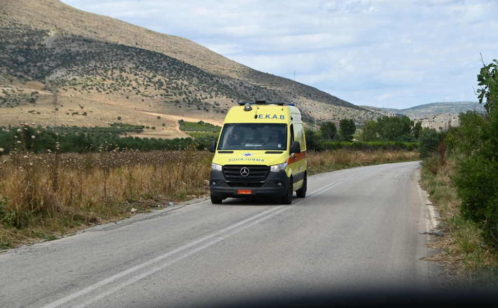 Ασθενοφόρο του ΕΚΑΒ/Φωτ. αρχείου: EUROKINISSI Ασθενοφόρο του ΕΚΑΒ/Φωτ. αρχείου: EUROKINISSI