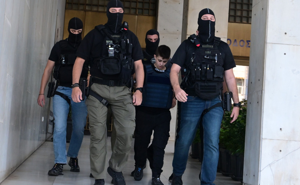Η Ειρήνη Μουρτζούκου αναχωρεί από τη ΓΑΔΑ/Eurokinissi Η Ειρήνη Μουρτζούκου αναχωρεί από τη ΓΑΔΑ/Eurokinissi